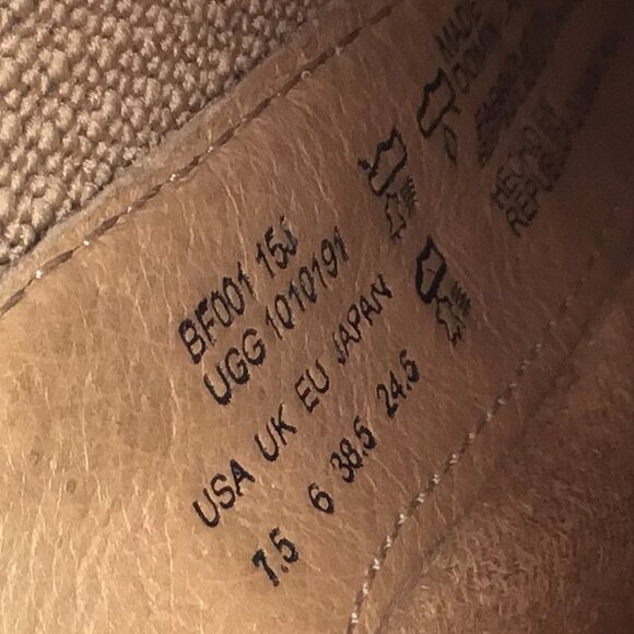 UGG Ankle Cobie Nubuck Leather Heel Chelsea Bootie 1010191 Size 7.5 - Picture 12 of 13